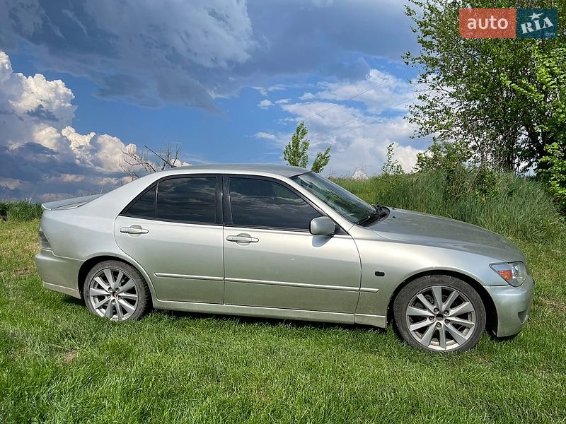 Седан Lexus IS 1999 в Белой Церкви