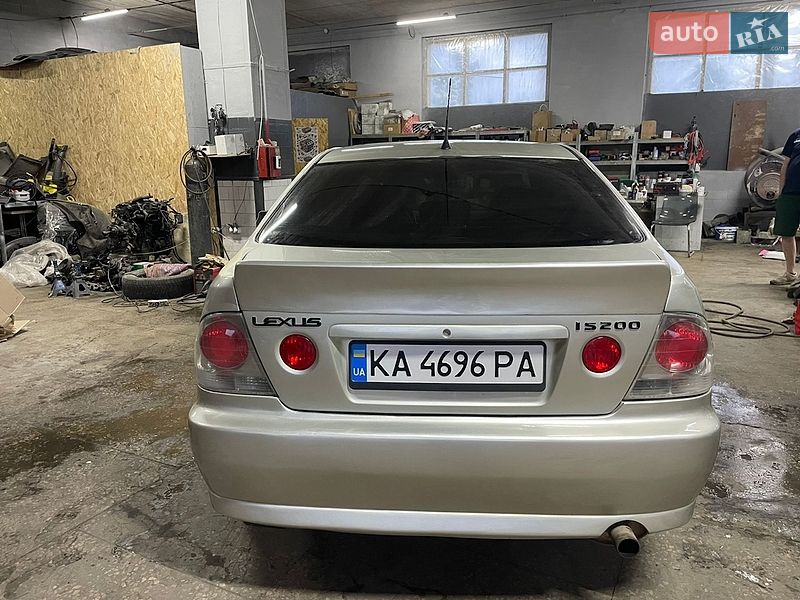 Седан Lexus IS 1999 в Белой Церкви