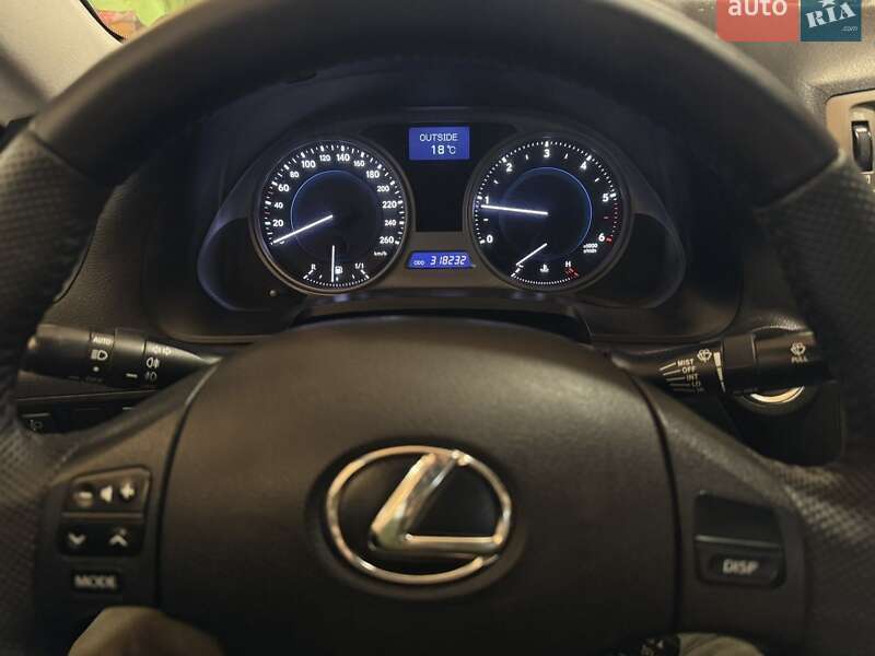 Седан Lexus IS 2007 в Петропавловской Борщаговке