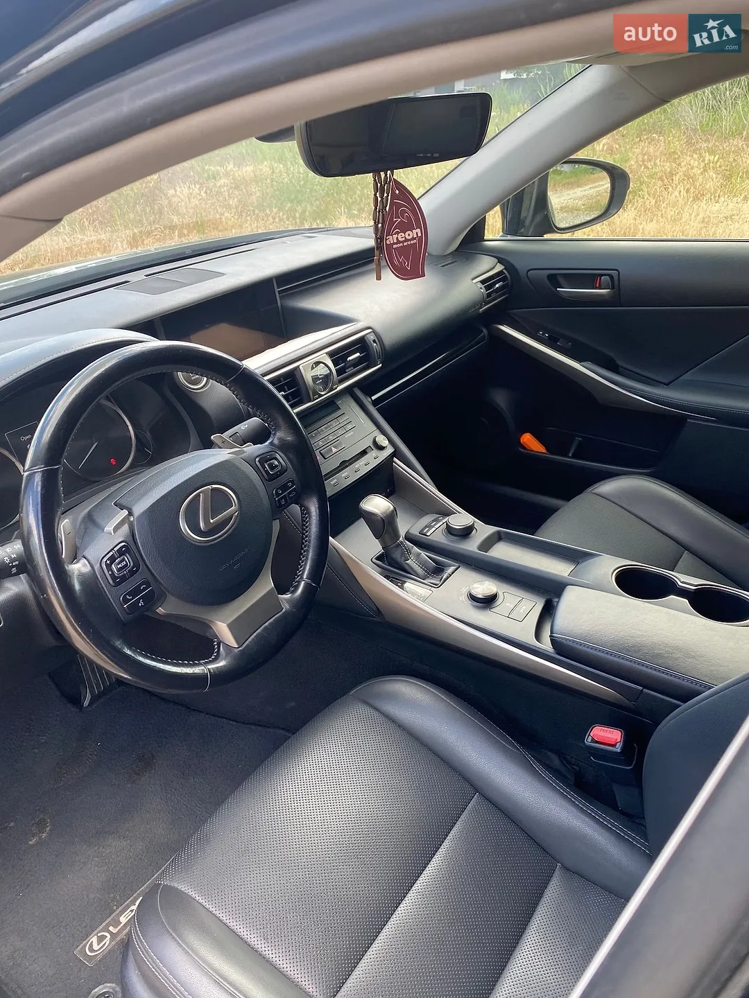 2017 Lexus IS - мініатюра 5