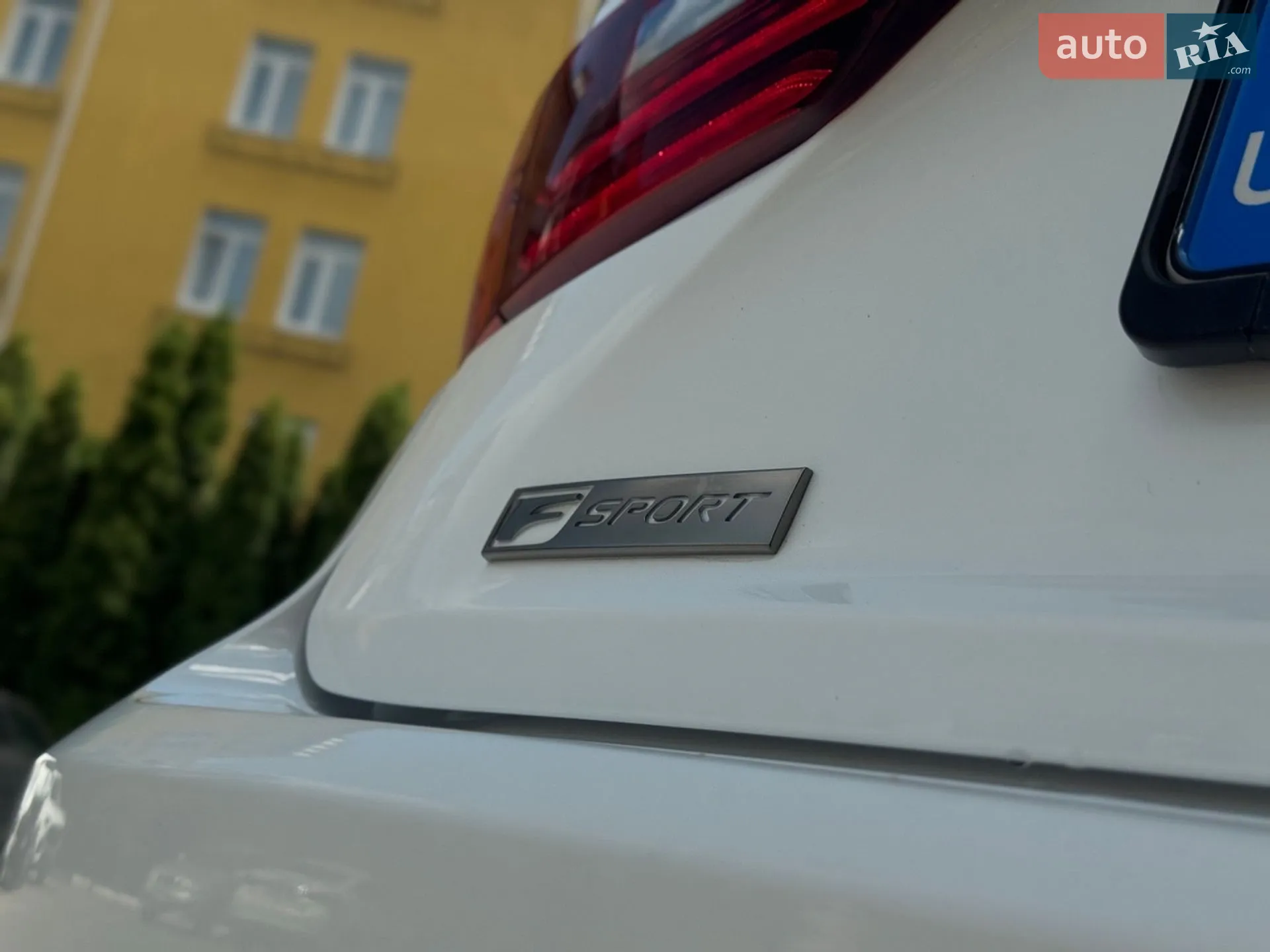 2016 Lexus IS - мініатюра 31