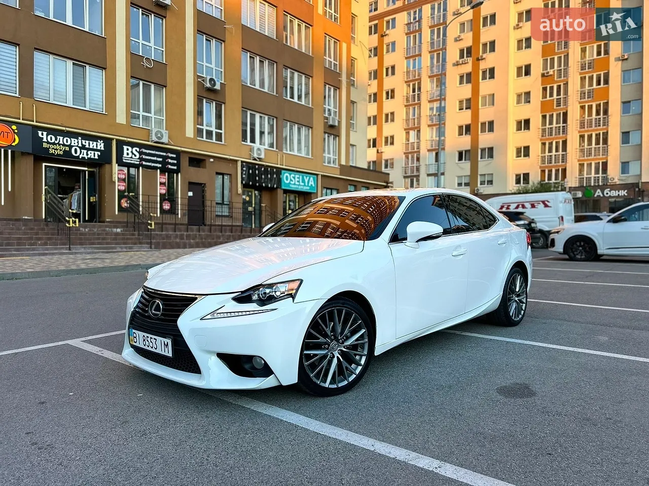 2014 Lexus IS - мініатюра 31