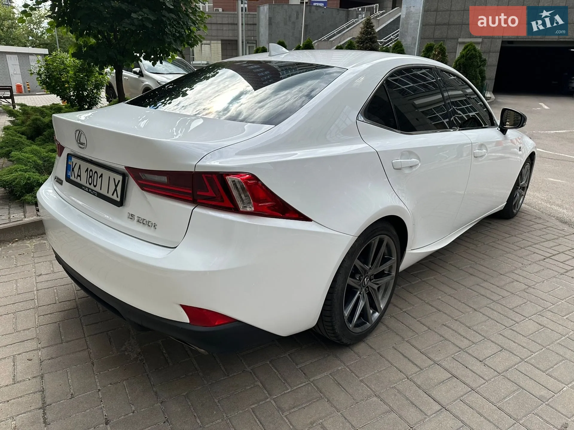 2015 Lexus IS - мініатюра 11
