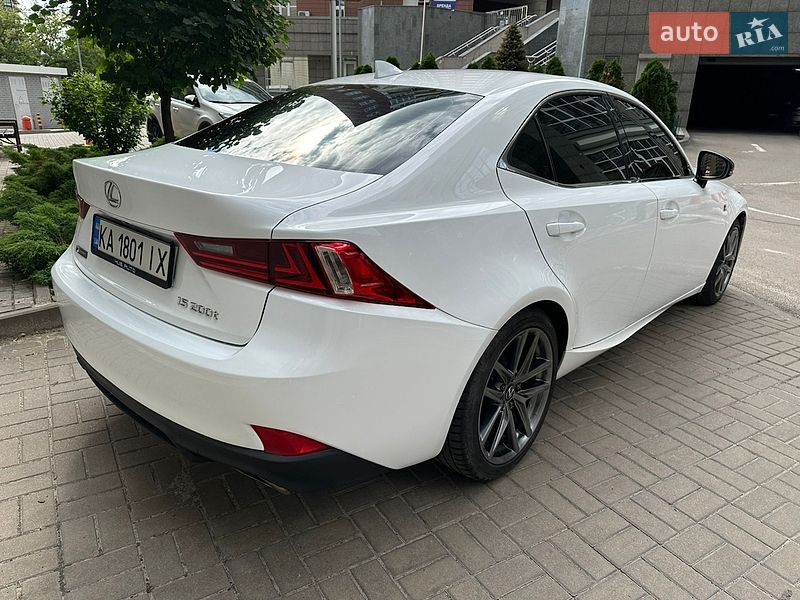 Седан Lexus IS 2015 в Києві фото 11 Седан Lexus IS 2015 в Києві