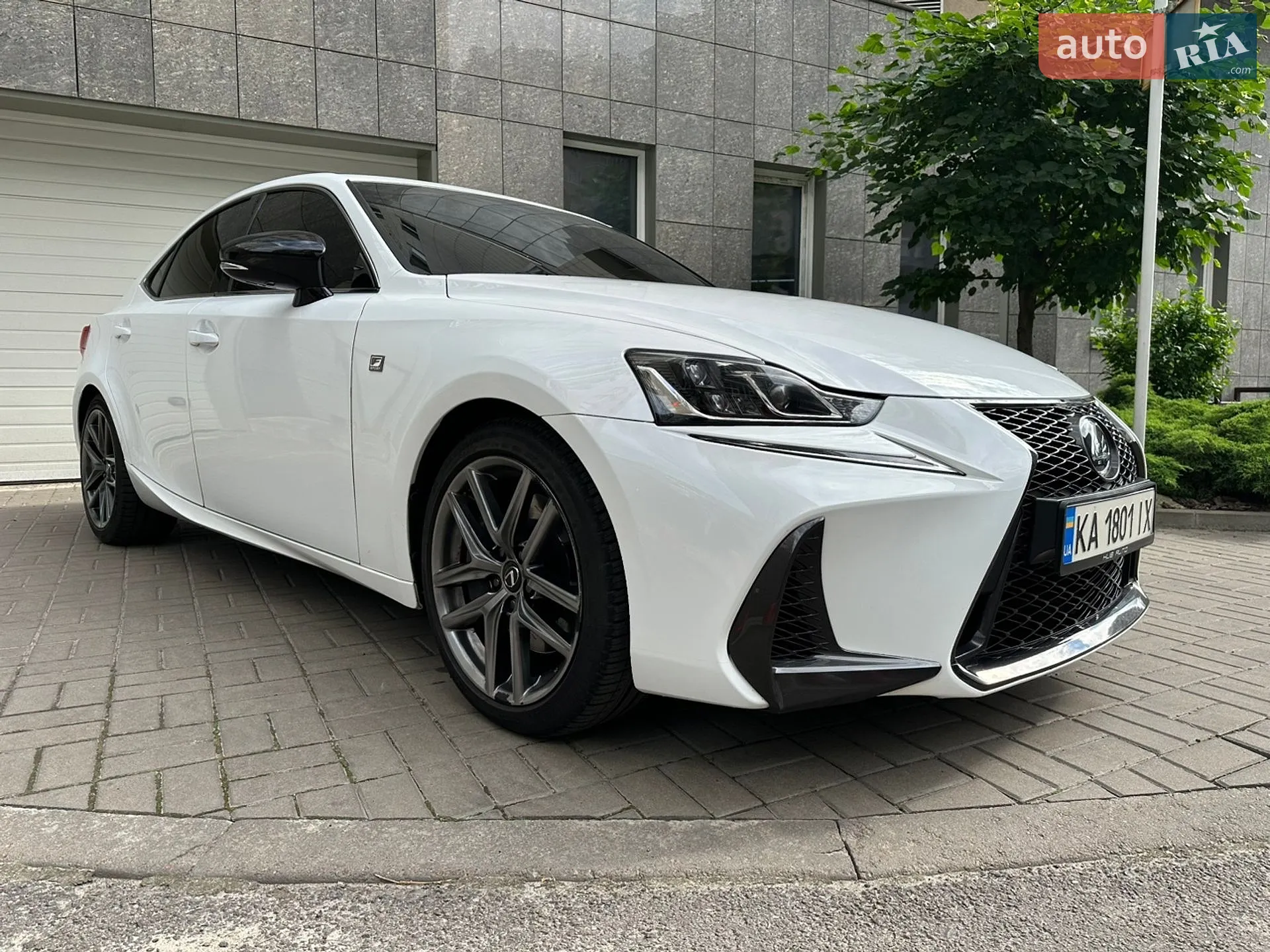 2015 Lexus IS - мініатюра 16