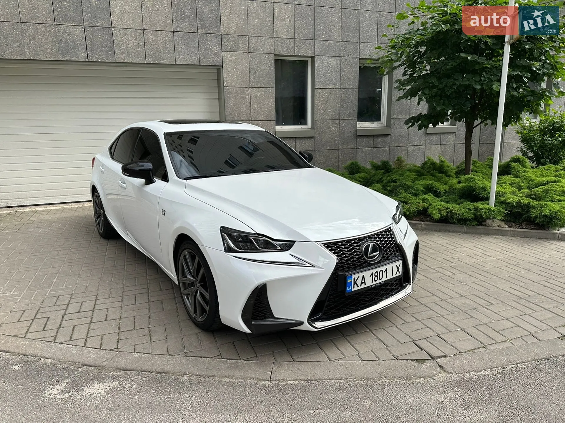 2015 Lexus IS - мініатюра 26