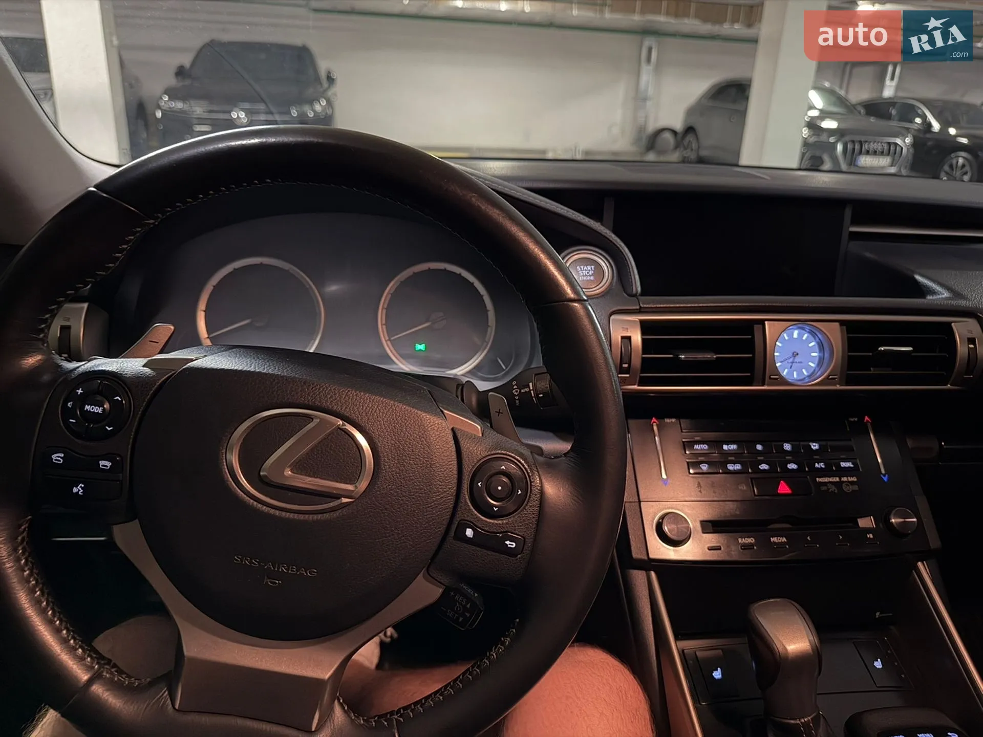 2013 Lexus IS - мініатюра 13