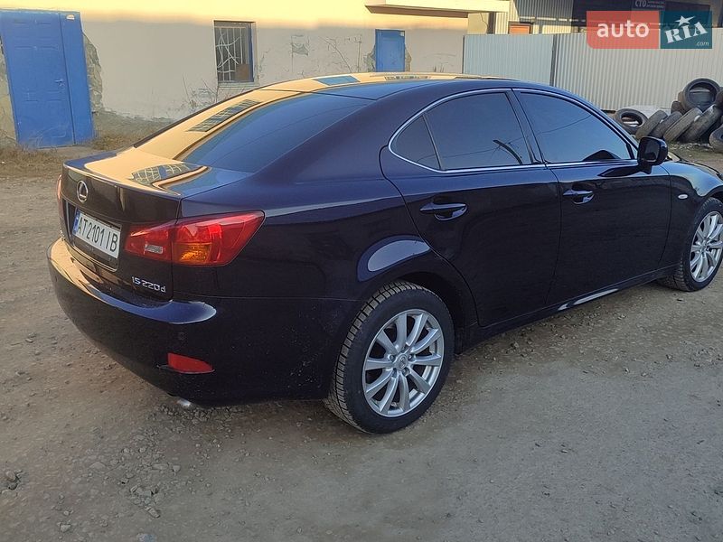 Седан Lexus IS 2008 в Ивано-Франковске