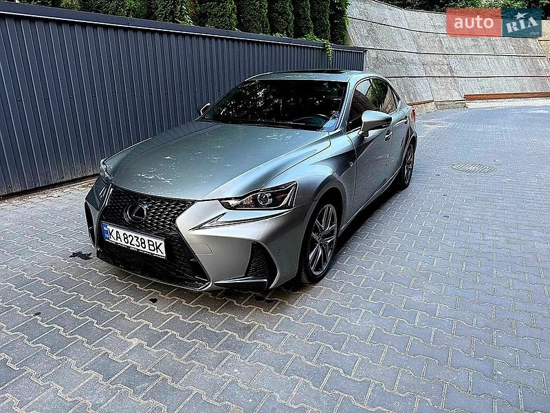 Седан Lexus IS 2018 в Хмельницком