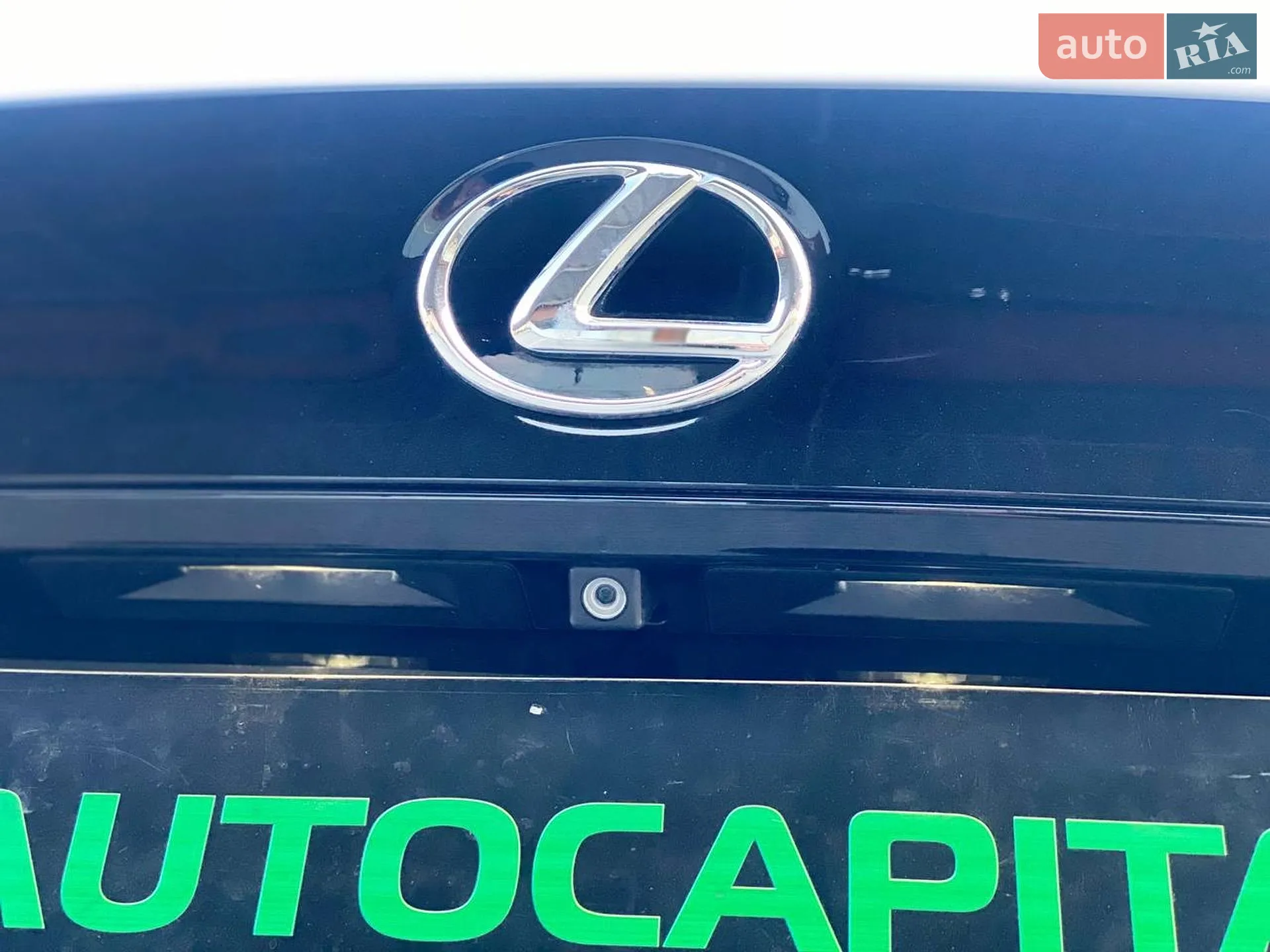 2013 Lexus IS - мініатюра 16