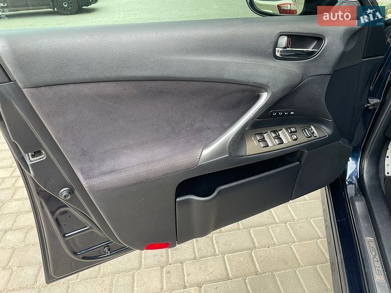 Седан Lexus IS 2006 в Одессе
