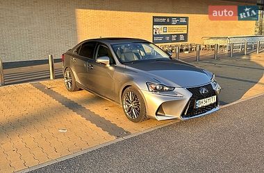 Седан Lexus IS 2017 в Измаиле Седан Lexus IS 2017 в Измаиле