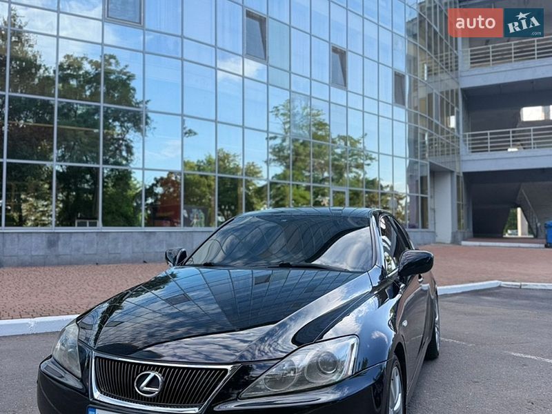 Lexus IS 2008