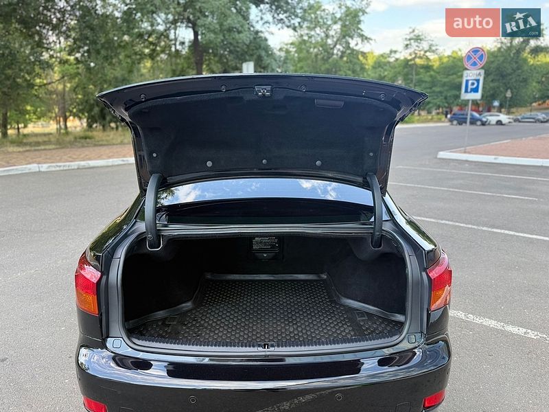 Седан Lexus IS 2008 в Одесі