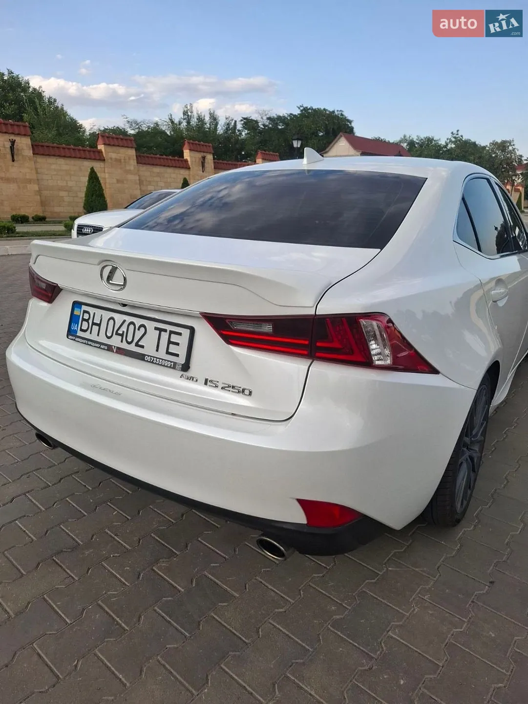 2015 Lexus IS - мініатюра 4