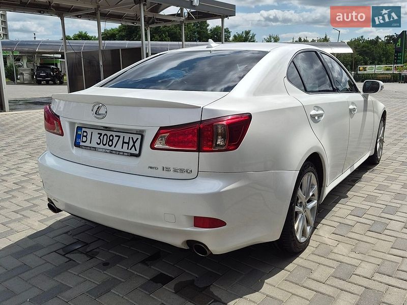 Седан Lexus IS 2011 в Полтаві фото 9 Седан Lexus IS 2011 в Полтаві