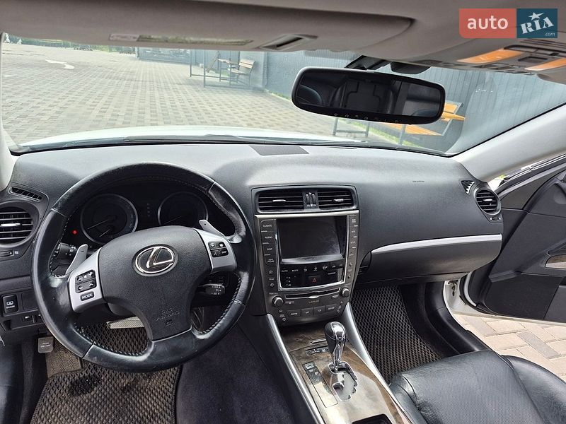 Седан Lexus IS 2011 в Полтаві фото 6 Седан Lexus IS 2011 в Полтаві