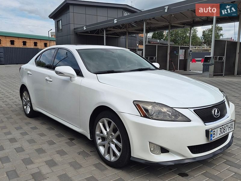 Седан Lexus IS 2011 в Полтаві фото 4 Седан Lexus IS 2011 в Полтаві