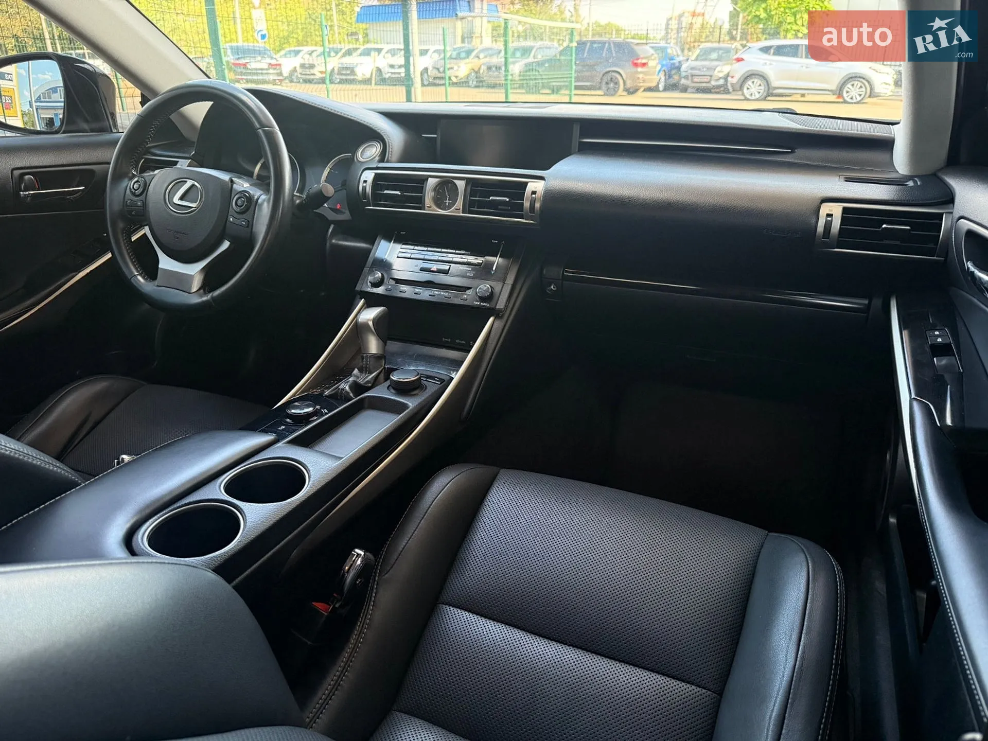 2013 Lexus IS - мініатюра 7
