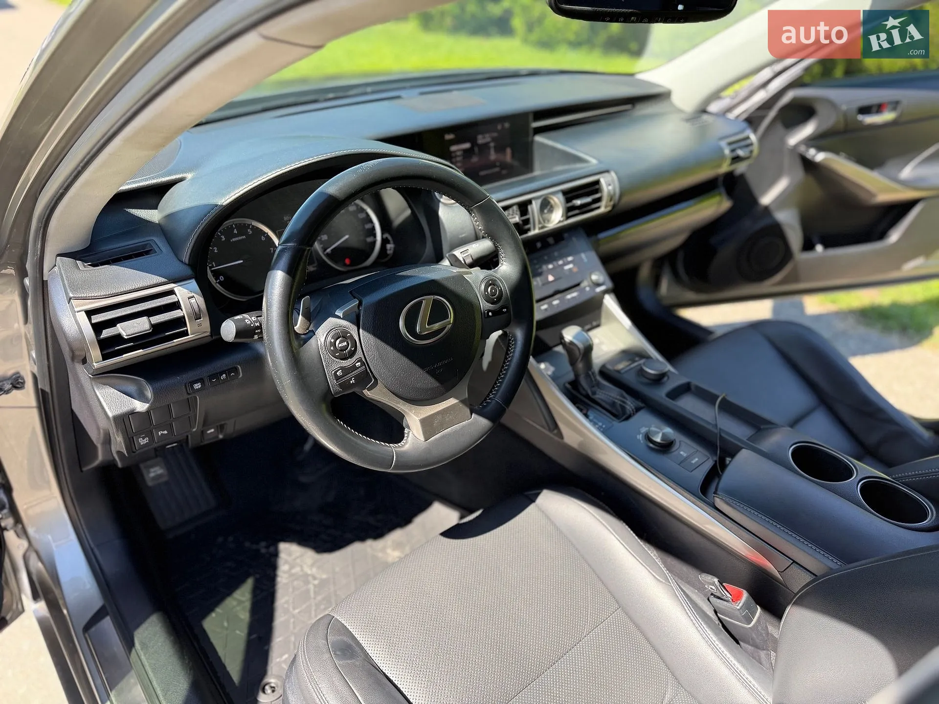 2014 Lexus IS - мініатюра 22