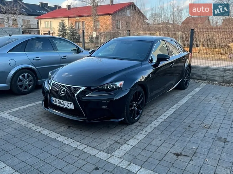 Lexus IS 2014