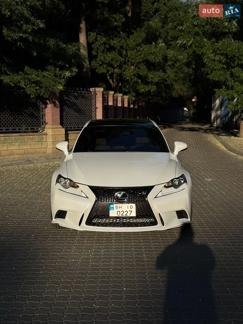 2014 Lexus IS - мініатюра 4
