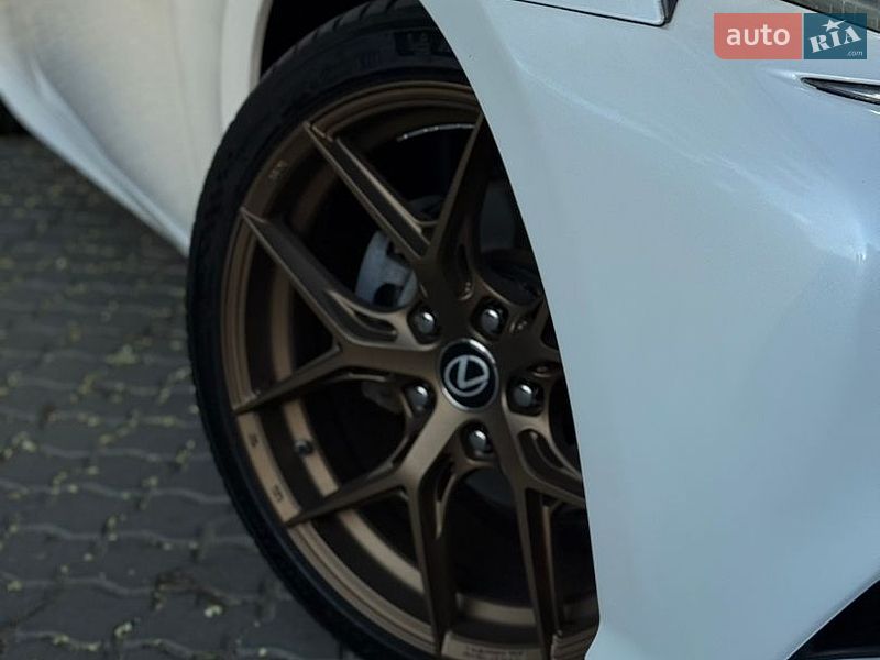 Седан Lexus IS 2014 в Одесі