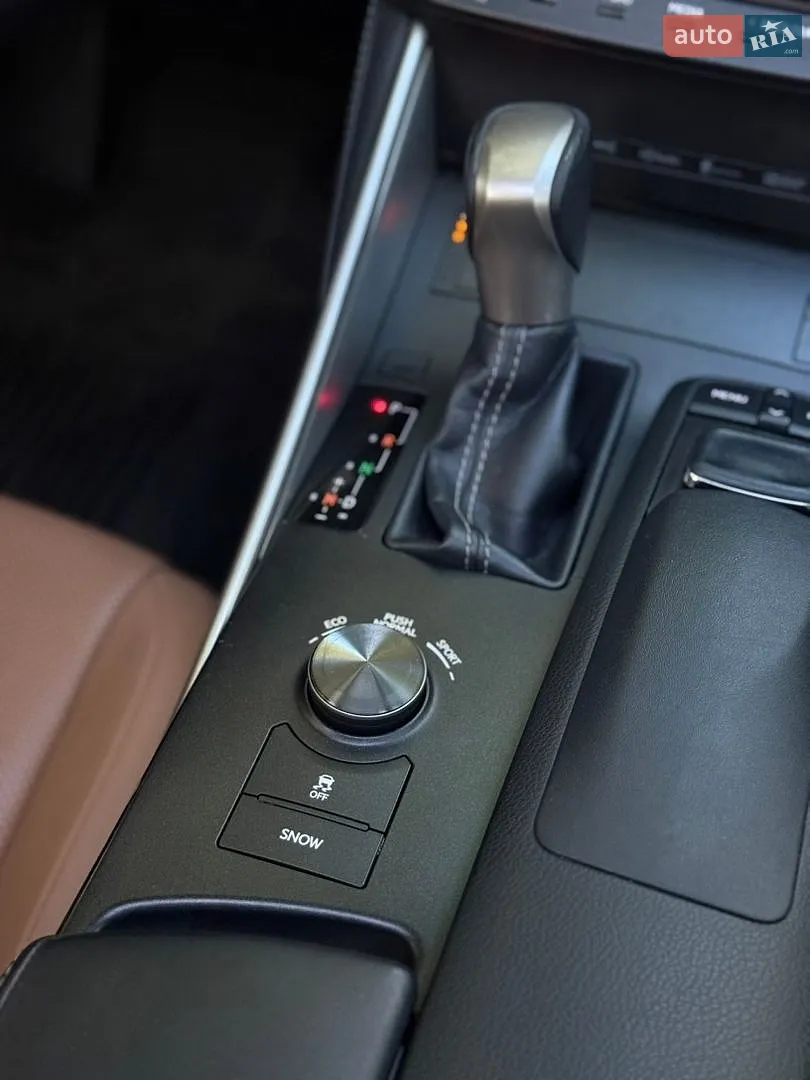 2014 Lexus IS - мініатюра 22