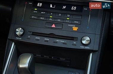 Седан Lexus IS 2014 в Одесі