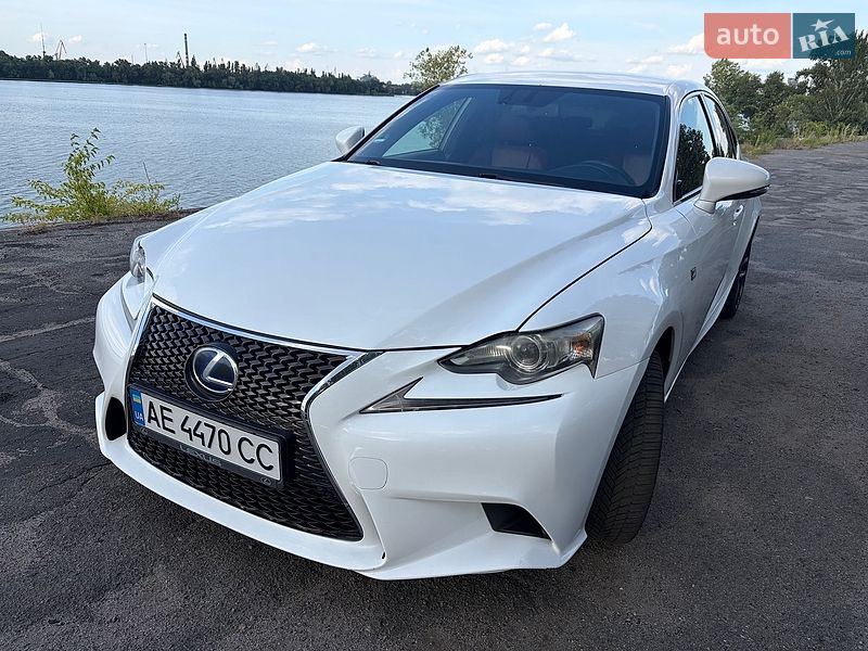 Седан Lexus IS 2013 в Днепре Седан Lexus IS 2013 в Днепре