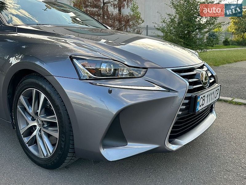 Седан Lexus IS 2017 в Киеве
