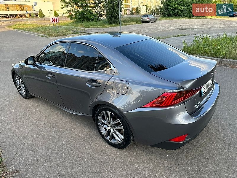Седан Lexus IS 2017 в Киеве