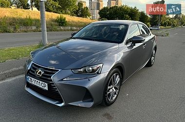 Седан Lexus IS 2017 в Киеве
