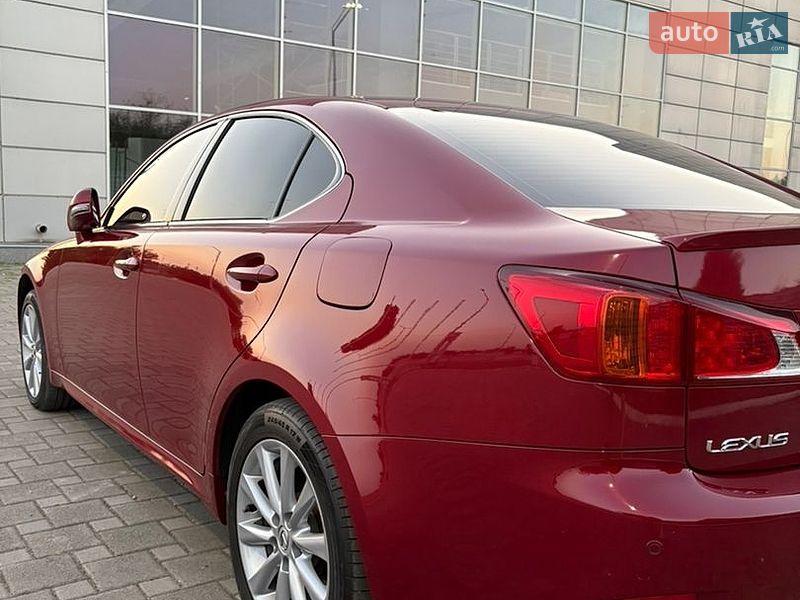 Седан Lexus IS 2008 в Николаеве