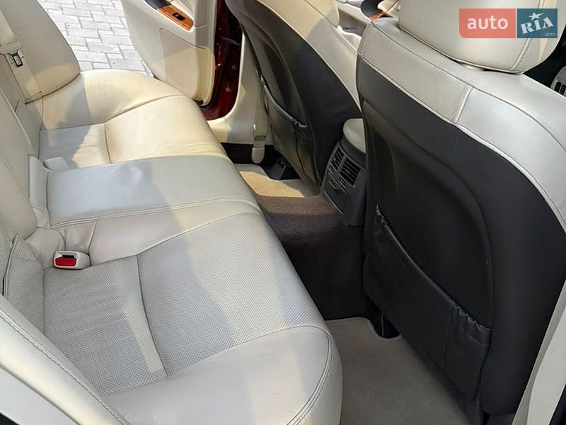 Седан Lexus IS 2008 в Николаеве