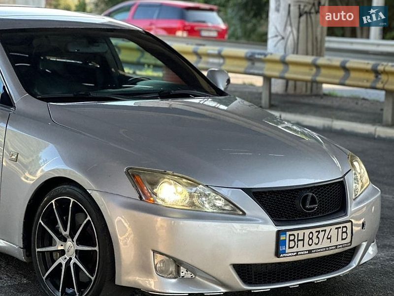 Седан Lexus IS 2008 в Одесі