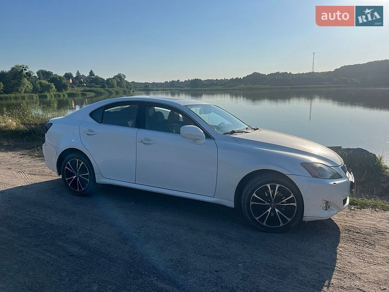 Lexus IS 2006