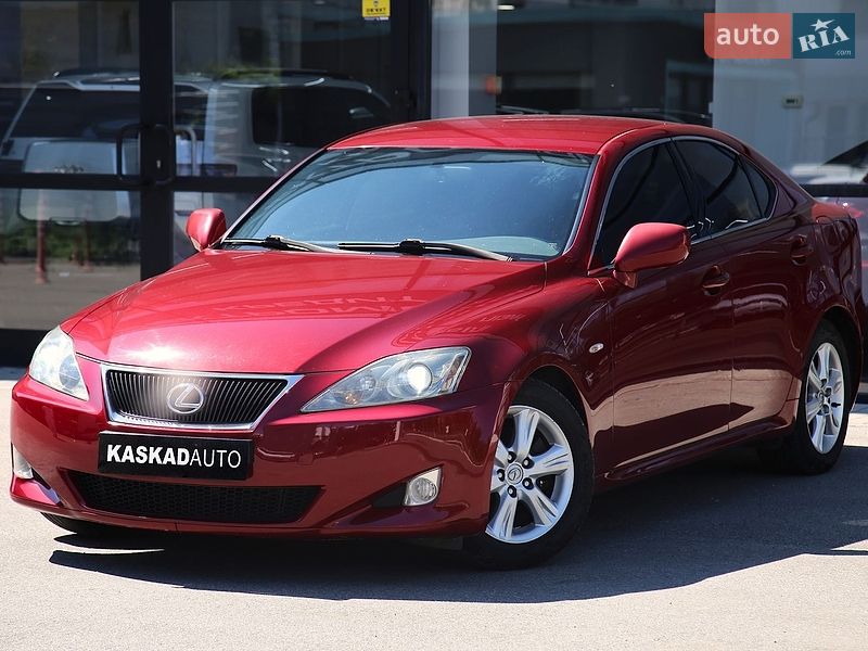 Lexus IS 2005