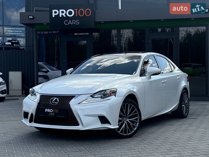 Lexus IS 2015