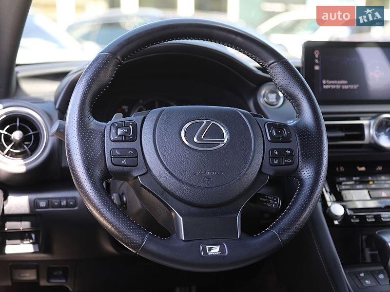 Седан Lexus IS 2022 в Харькове