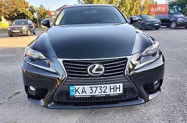 Седан Lexus IS 2016 в Харькове фото 2 Седан Lexus IS 2016 в Харькове