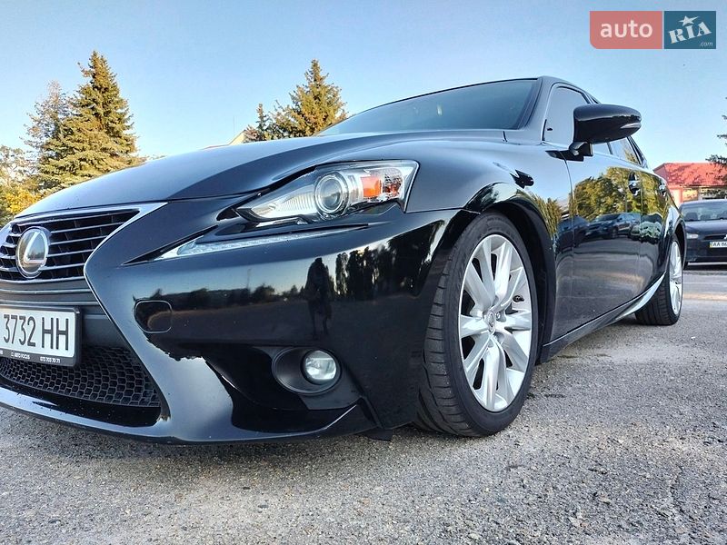 Седан Lexus IS 2016 в Харькове фото 13 Седан Lexus IS 2016 в Харькове