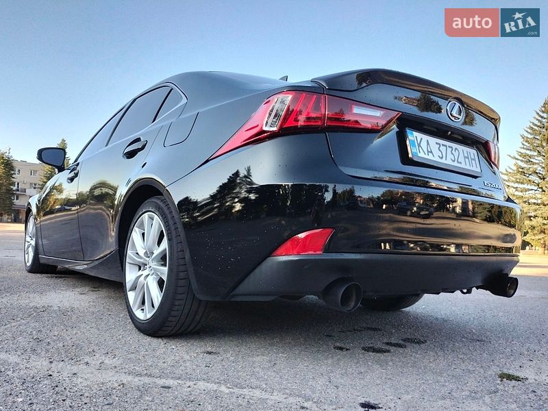 Седан Lexus IS 2016 в Харькове фото 16 Седан Lexus IS 2016 в Харькове