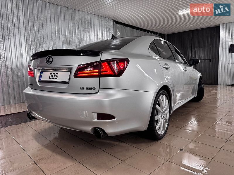 Седан Lexus IS 2010 в Полтаве
