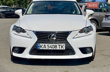 Седан Lexus IS 2015 в Киеве