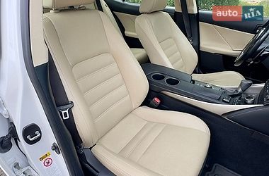 Седан Lexus IS 2015 в Киеве