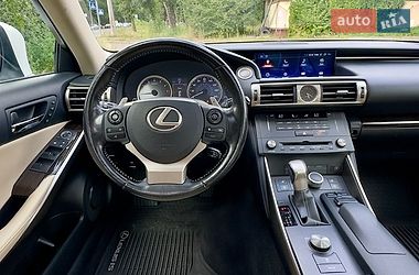 Седан Lexus IS 2015 в Киеве