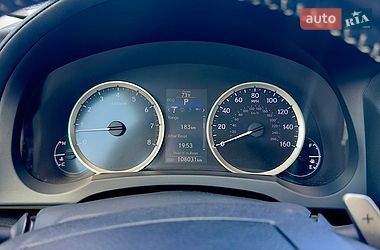 Седан Lexus IS 2015 в Киеве