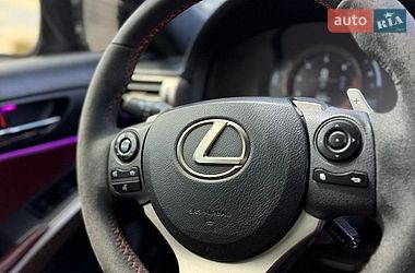 Седан Lexus IS 2015 в Кривом Роге