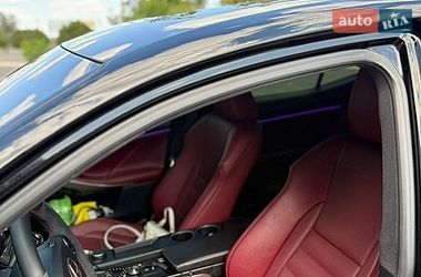 Седан Lexus IS 2015 в Кривом Роге